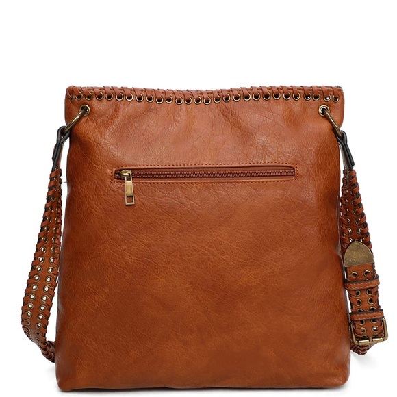🌻NWT! Large Fringe Crossbody